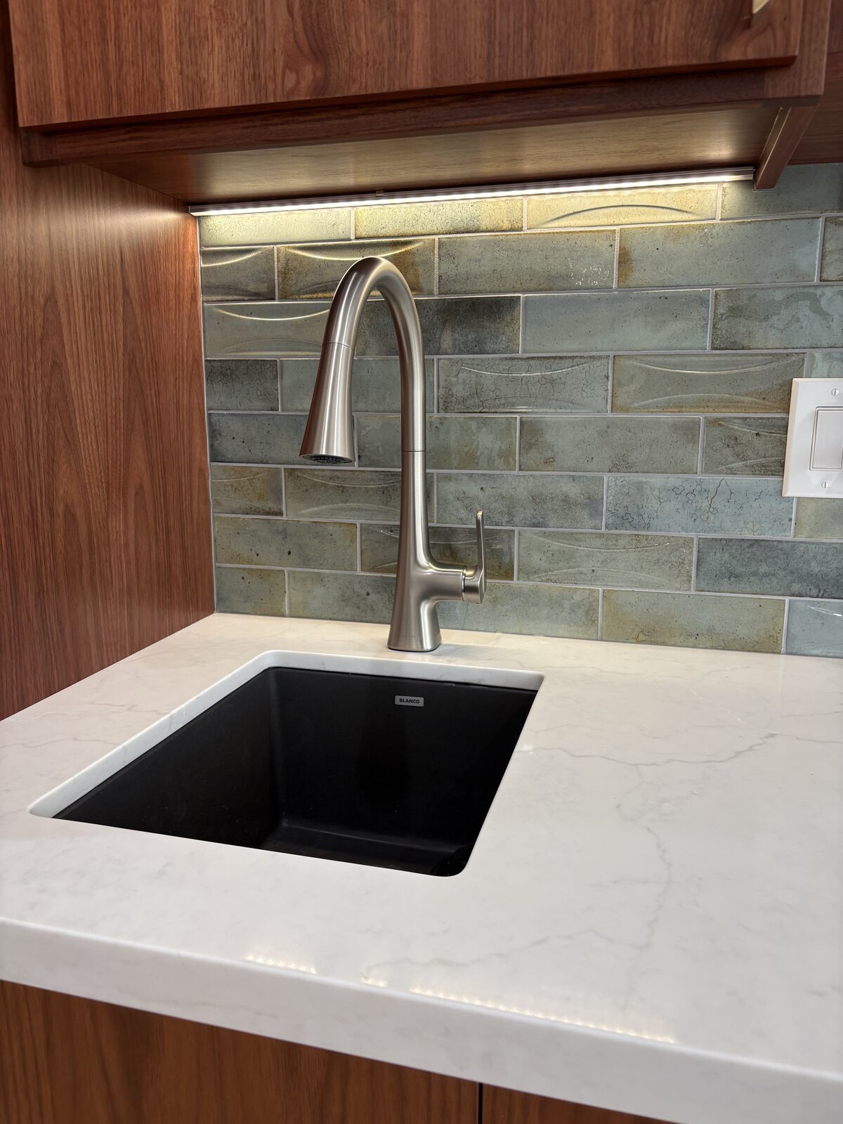 Wall ovens